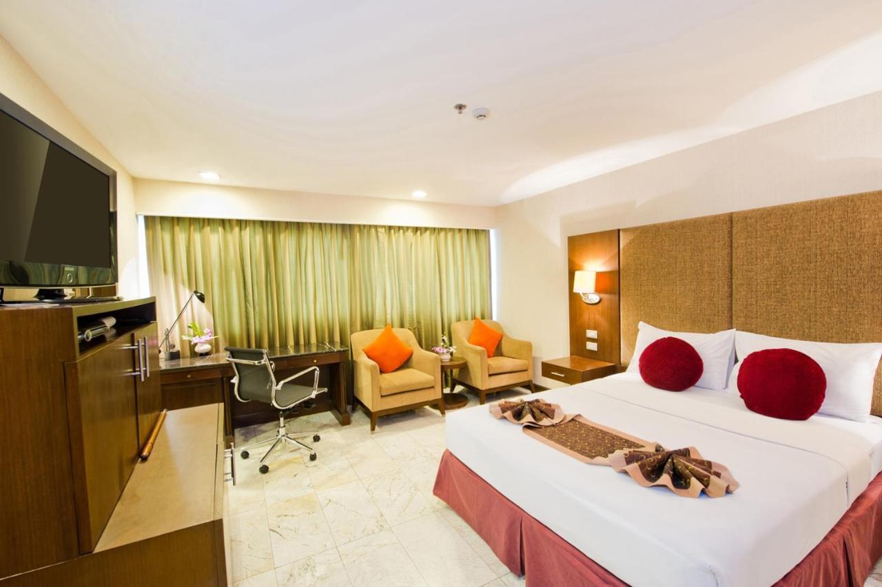 Royal President Bangkok Hotel Exterior photo
