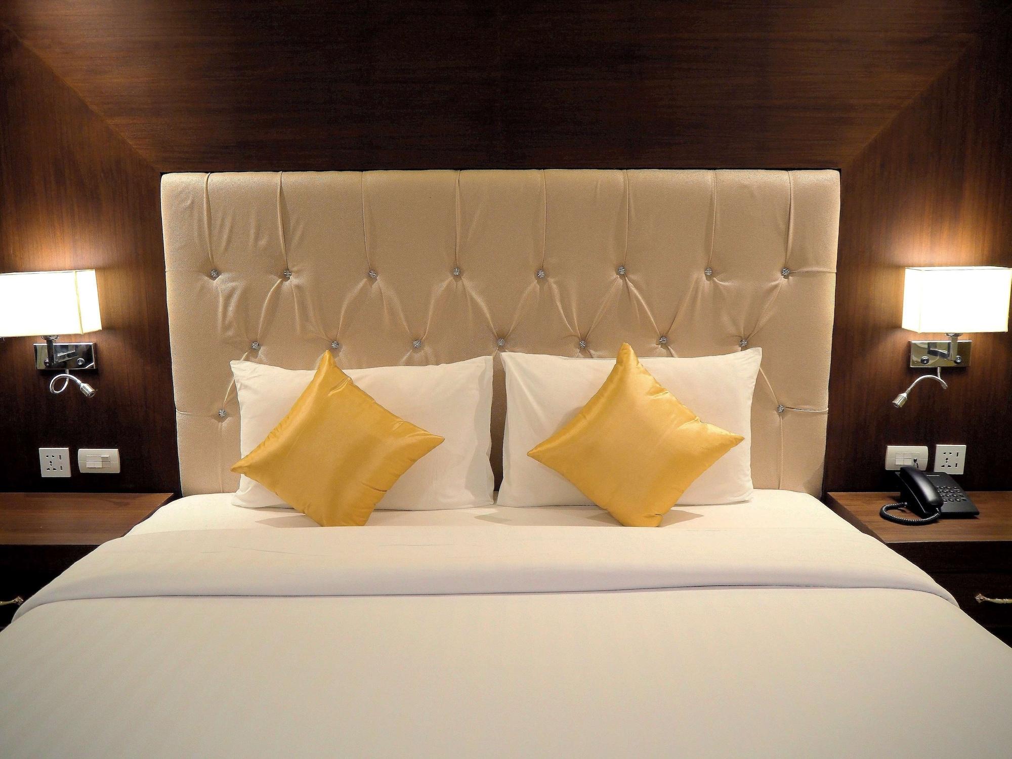 Royal President Bangkok Hotel Exterior photo