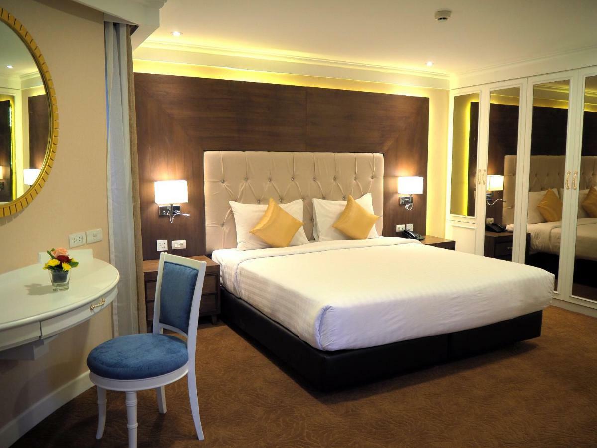 Royal President Bangkok Hotel Exterior photo